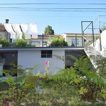 Будинок відпочинку Saint Victor House Брага