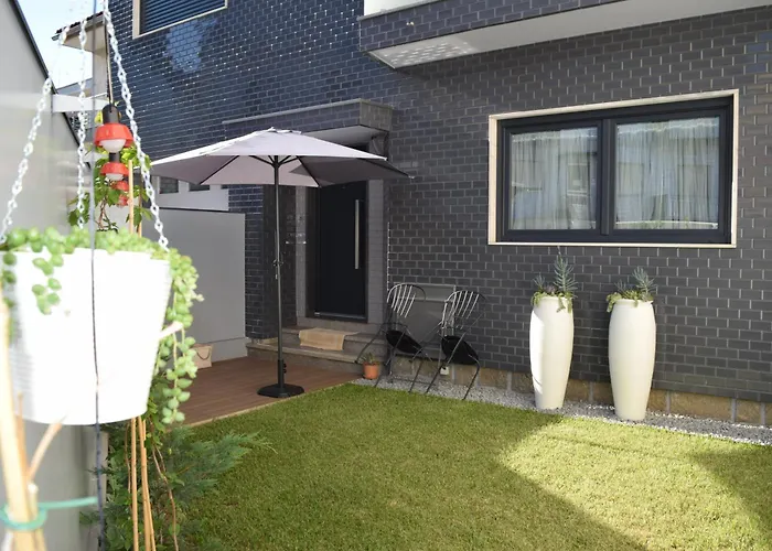 Holiday home Saint Victor House *